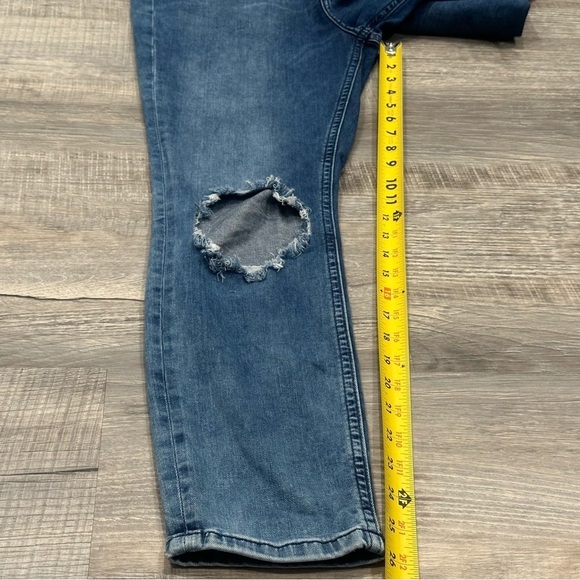FREE PEOPLE Womens Jeans Turquoise Skinny Ripped Distressed Knee Denim Sz 32 L - Picture 9 of 12